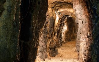 cave roquefort vernières